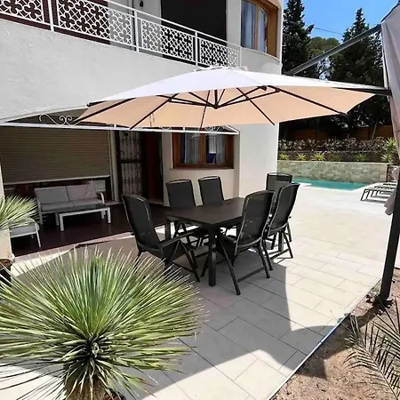 Elegance A Saint-raphael Villa *